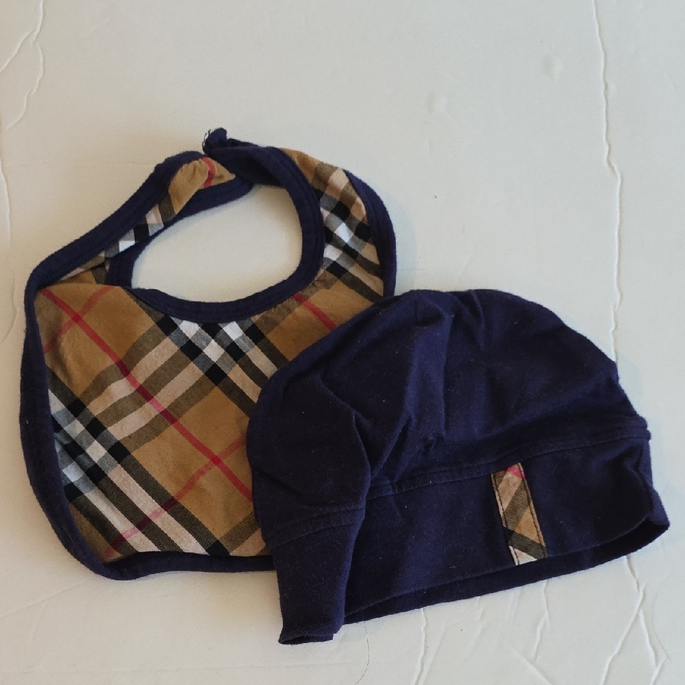 Plaid Baby Bib and Hat Set Novacheck Navy
